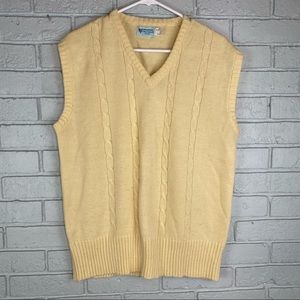 96s Mens Yellow Knit Sweater Vest Size 